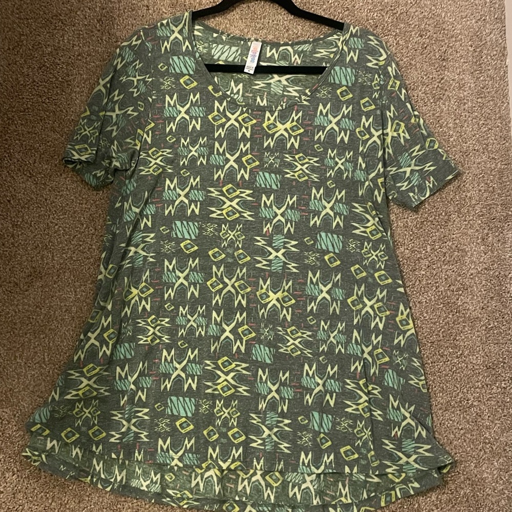 LuLaRoe Aztec Perfect T Top